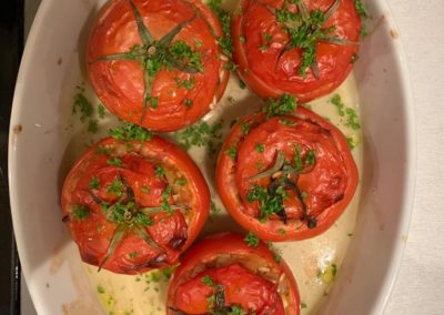 Roasted tomatoes filled with rice