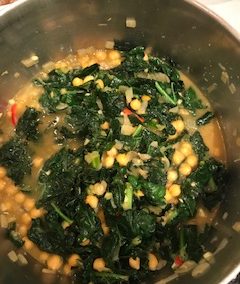 Chickpea & kale curry