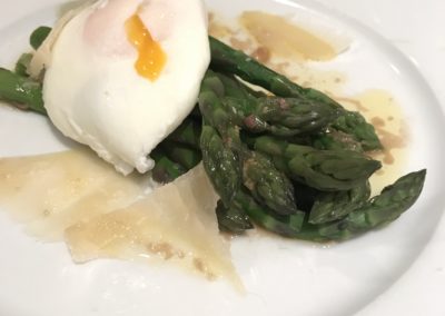 Asparagus & poached egg with anchovy butter